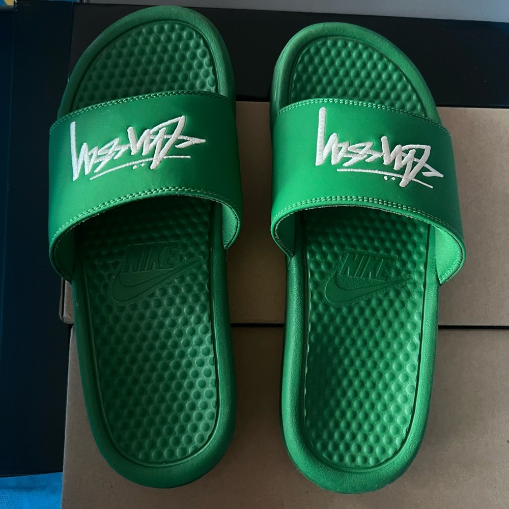 Stussy x Nike slides size 7 120$